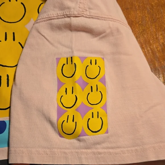 Nike Pink Graphic T-Shirt Artist David Bruce - Picture 5 of 7